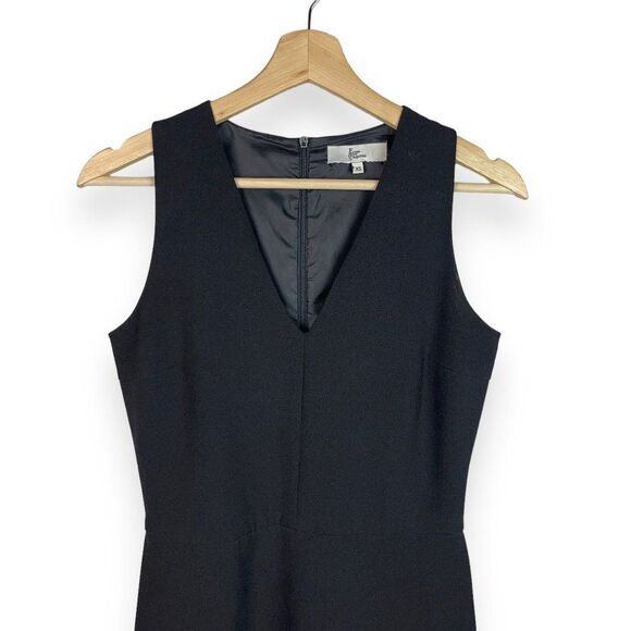 Front Row Shop Structured Crepe A-Line Dress w. Pleated Layered Hem - Picture 7 of 12